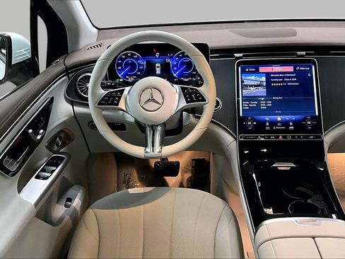 Used 2023 Mercedes-Benz EQE 350+ 4MATIC SUV image 5