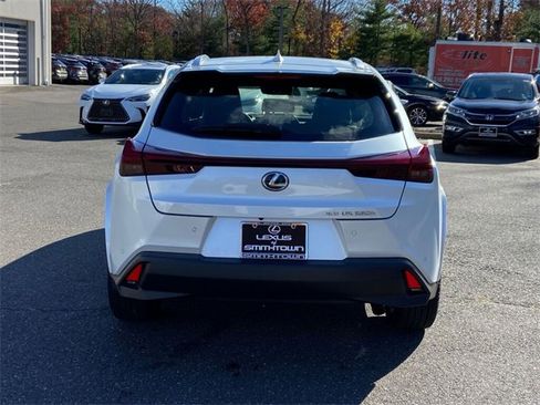 Used 2024 Lexus UX 250h AWD w/ Premium Package image 6