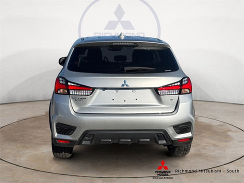 Used 2024 Mitsubishi Outlander Sport SE image 4