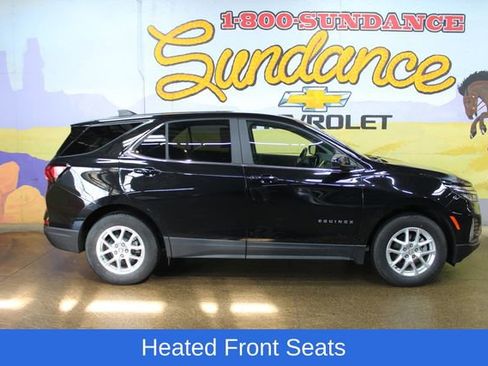 Used 2024 Chevrolet Equinox LT w/ LPO, Floor Liner Package image 1