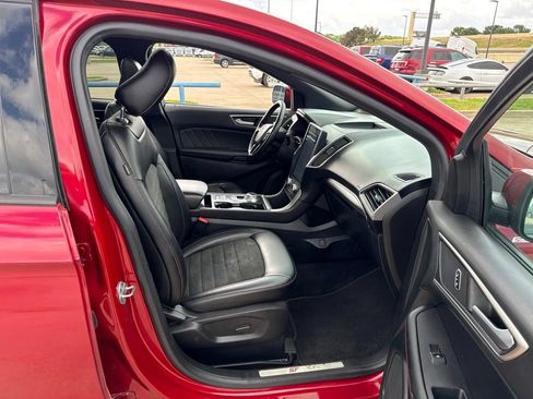 Used 2022 Ford Edge ST-Line AWD/4WD image 14
