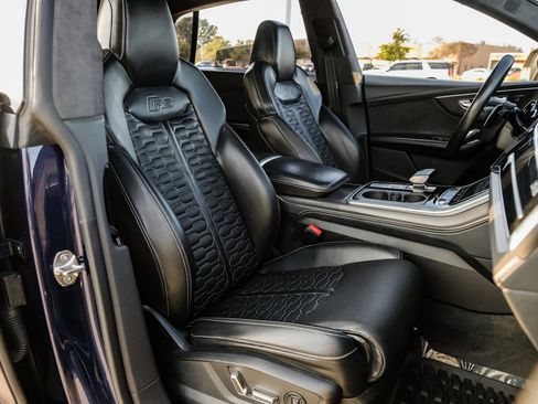 Used 2022 Audi RS Q8 image 45