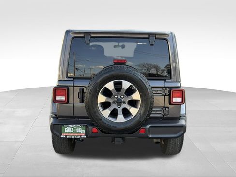 Used 2021 Jeep Wrangler Unlimited Sahara AWD/4WD image 6