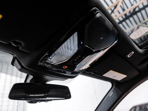 Used 2017 BMW 540i image 30