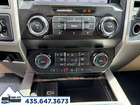 Used 2019 Ford F350 Lariat w/ Lariat Value Package AWD/4WD image 27