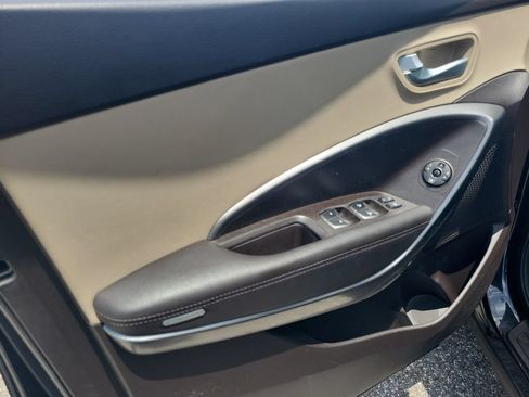 Used 2018 Hyundai Santa Fe Sport w/ 2.4L Value Package 02 FWD image 12