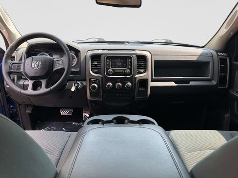 Used 2015 RAM 1500 Express RWD image 17