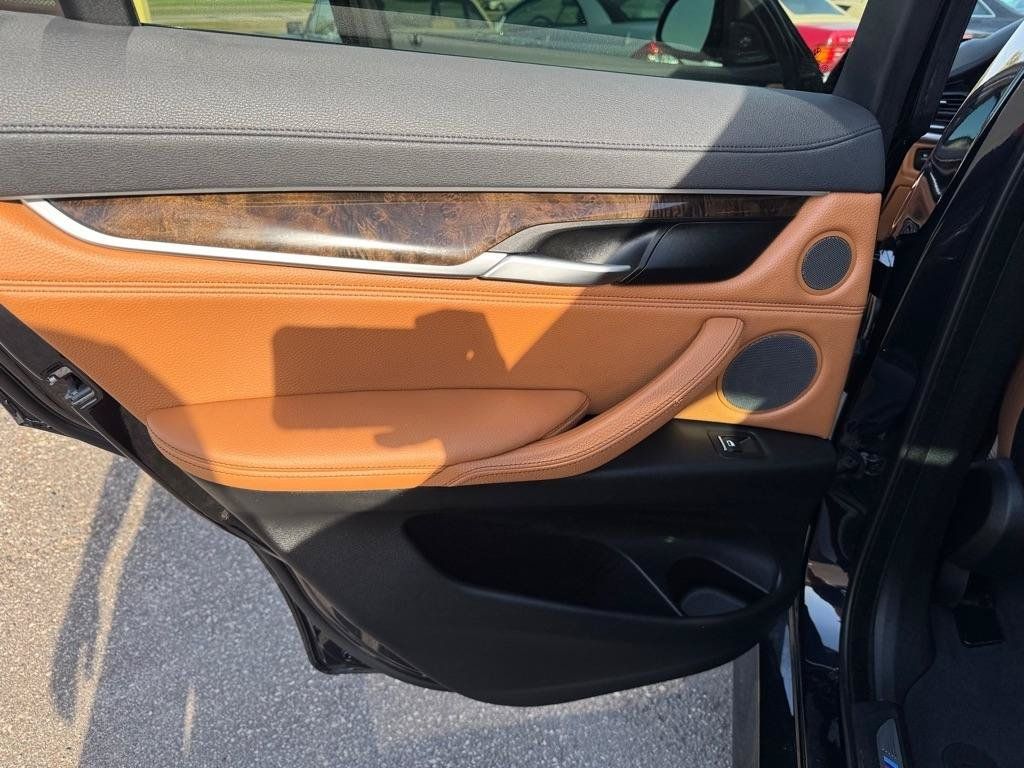 Used 2018 BMW X6 xDrive35i AWD/4WD image 23