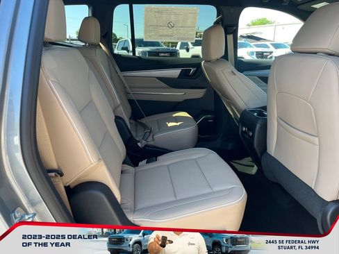 New 2026 Buick Enclave Preferred image 18