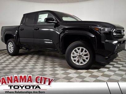 New 2025 Toyota Tacoma SR5