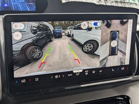 New 2025 Ford Expedition Max Active image 24