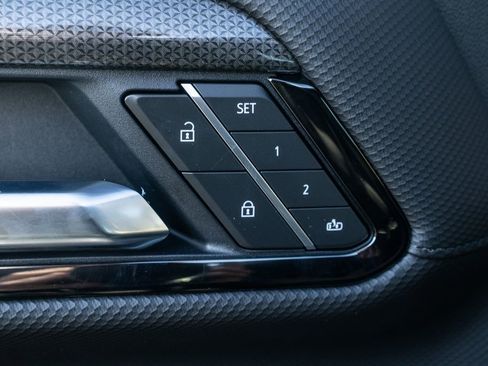 New 2026 Chevrolet Silverado 1500 ZR2 image 21