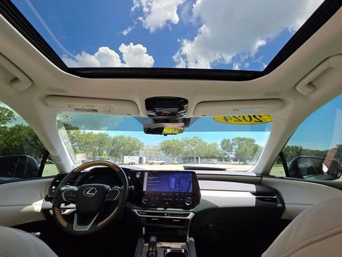 Used 2024 Lexus RX 350 Premium Plus w/ Convenience Package FWD image 20