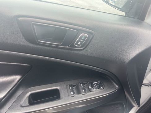 Used 2021 Ford EcoSport SES w/ Interior Protection Package image 23