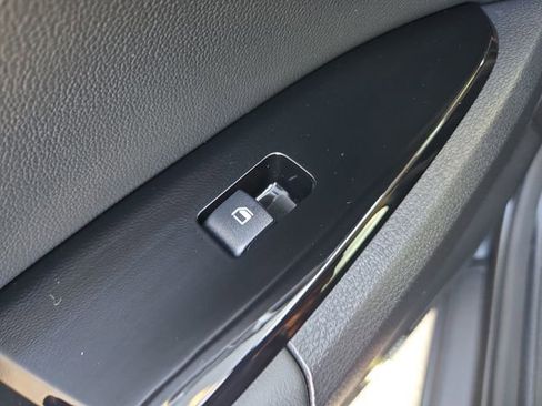 Used 2024 Kia Sportage SX Prestige image 11