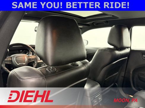 Used 2019 Dodge Charger SXT w/ Plus Group image 16