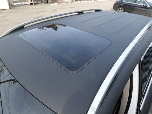 Used 2021 Mercedes-Benz GLE 350 4MATIC w/ AMG Line Exterior image 83