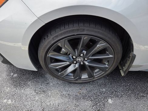 Used 2024 Toyota Corolla SE FWD image 5