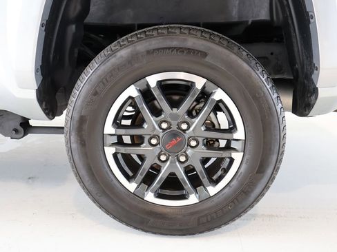 Used 2024 Toyota Tacoma TRD Sport w/ TRD Sport Upgrade Package AWD/4WD image 39