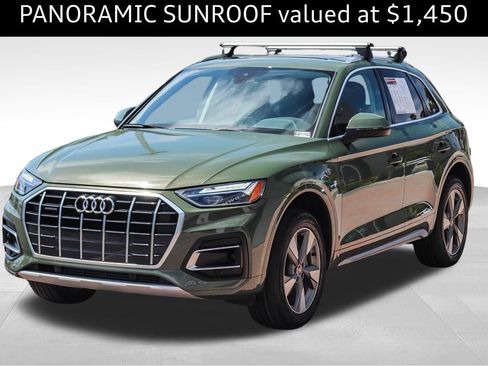Used 2023 Audi Q5 2.0T Premium w/ Convenience Package AWD/4WD image 3