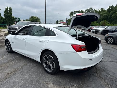 Used 2023 Chevrolet Malibu LT FWD image 17