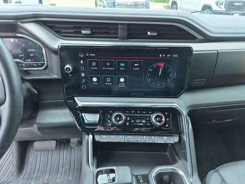 Used 2024 GMC Sierra 1500 Denali AWD/4WD image 23