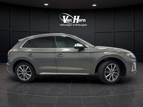 Used 2024 Audi SQ5 Premium w/ Convenience Package AWD/4WD image 8