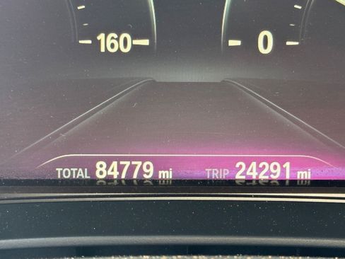 Used 2019 BMW 530i w/ Convenience Package RWD image 17