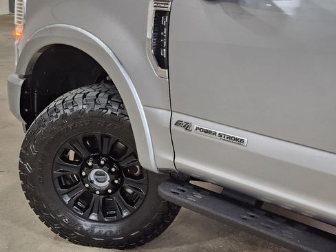 Used 2022 Ford F250 Platinum w/ Tremor Off-Road Package image 23