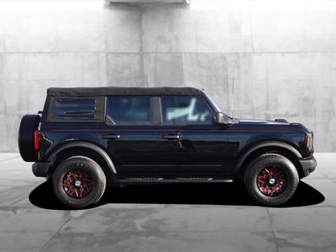 Certified 2022 Ford Bronco 4-Door image 5