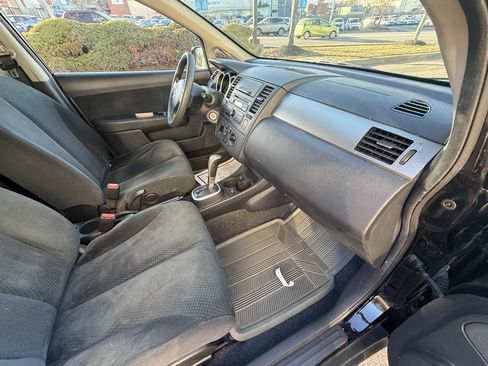 Used 2011 Nissan Versa 1.8 S w/ Plus Pkg image 38