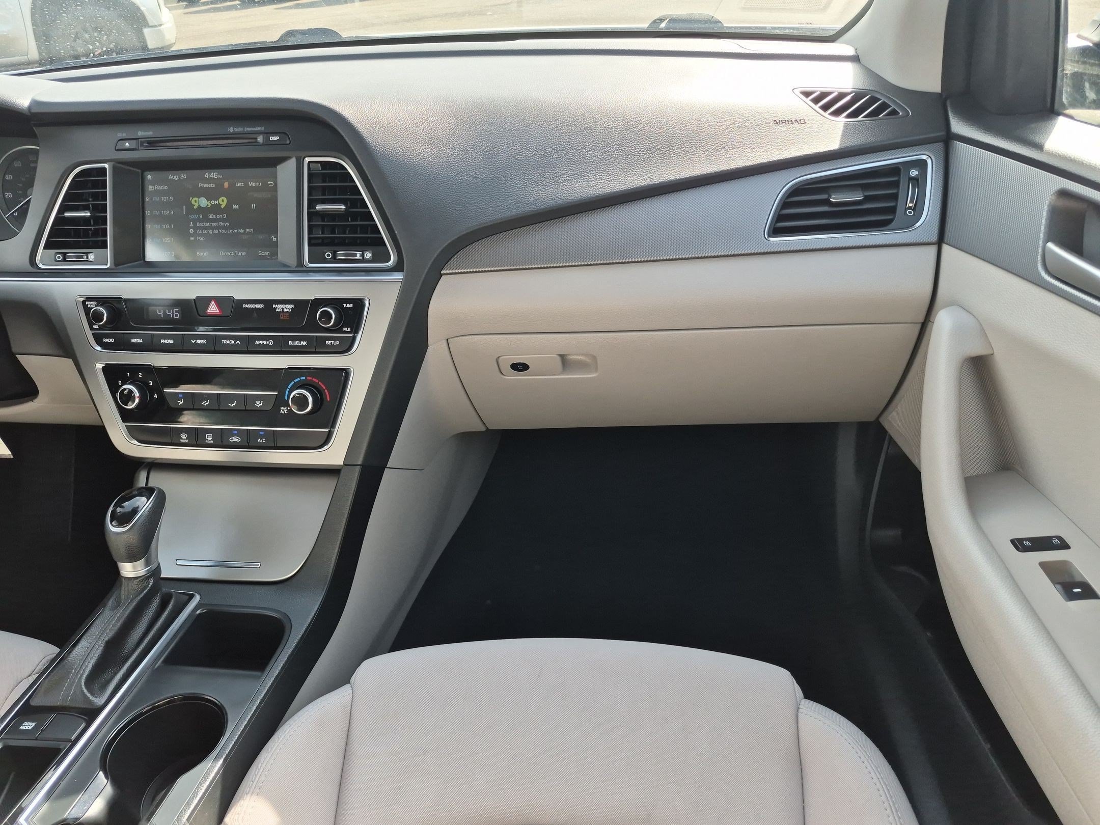 Used 2017 Hyundai Sonata SE FWD image 29