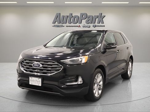 Used 2022 Ford Edge Titanium AWD/4WD image 6