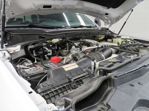 Used 2025 Ford F250 Platinum AWD/4WD image 31