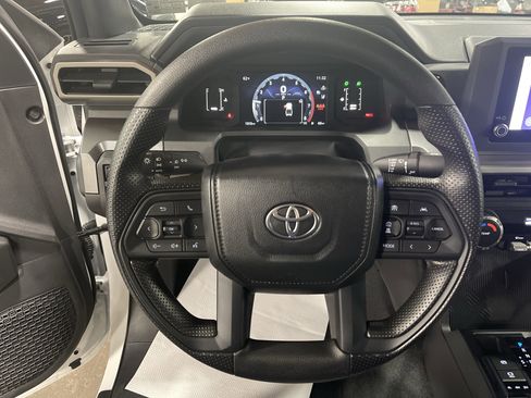 Used 2024 Toyota Tacoma SR5 image 17