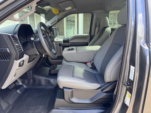 Used 2019 Ford F150 XL w/ Equipment Group 101A Mid AWD/4WD image 12