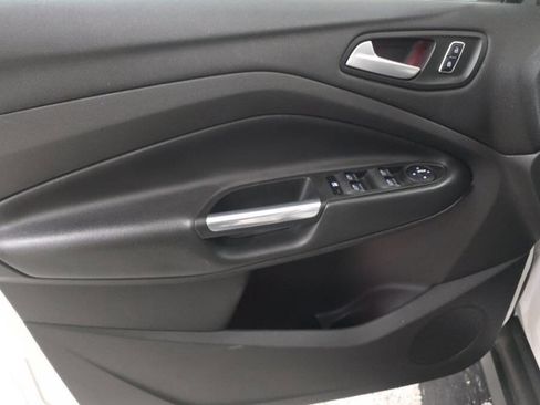 Used 2015 Ford C-MAX Energi SEL w/ Equipment Group 303A image 11