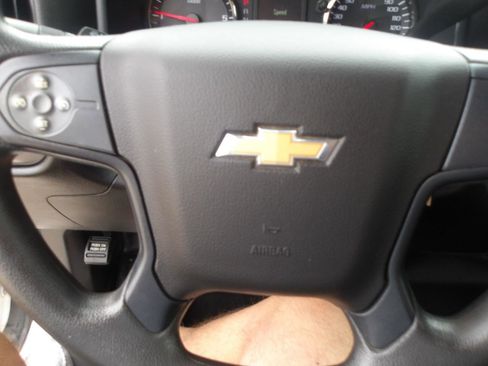 Used 2018 Chevrolet Silverado 1500 W/T w/ Trailering Package AWD/4WD image 20