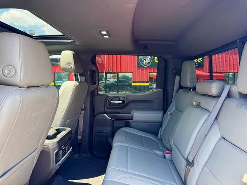 Used 2019 GMC Sierra 1500 SLT AWD/4WD image 18