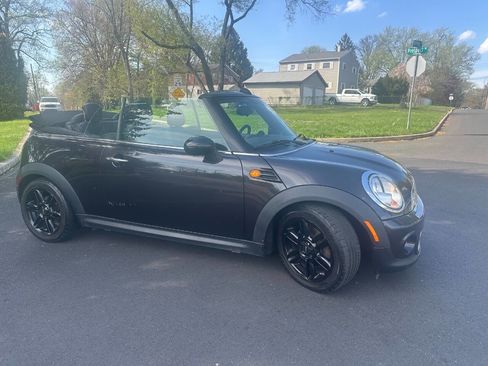 Used 2015 MINI Cooper Convertible image 5