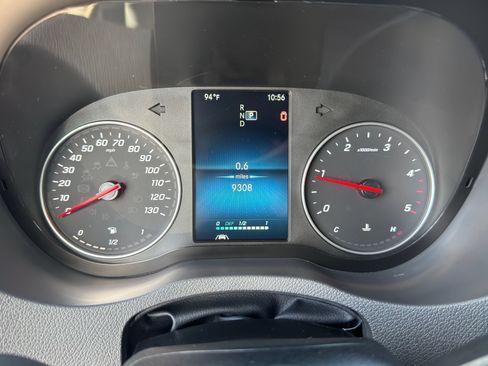 Used 2022 Mercedes-Benz Sprinter 2500 image 25