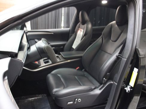 Used 2023 Tesla Model X image 55