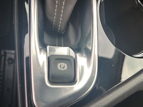 Used 2025 Buick Encore GX Preferred FWD image 13