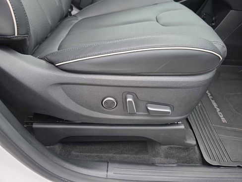 Used 2024 Hyundai Palisade XRT FWD image 38