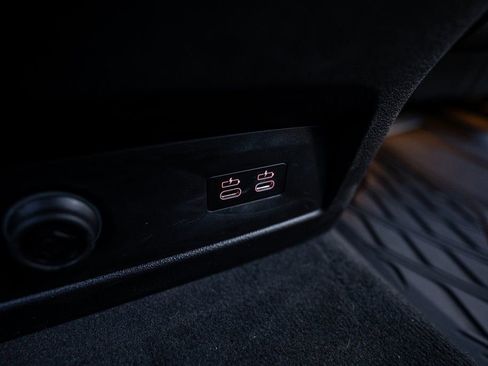 New 2026 BMW X5 M60i image 42