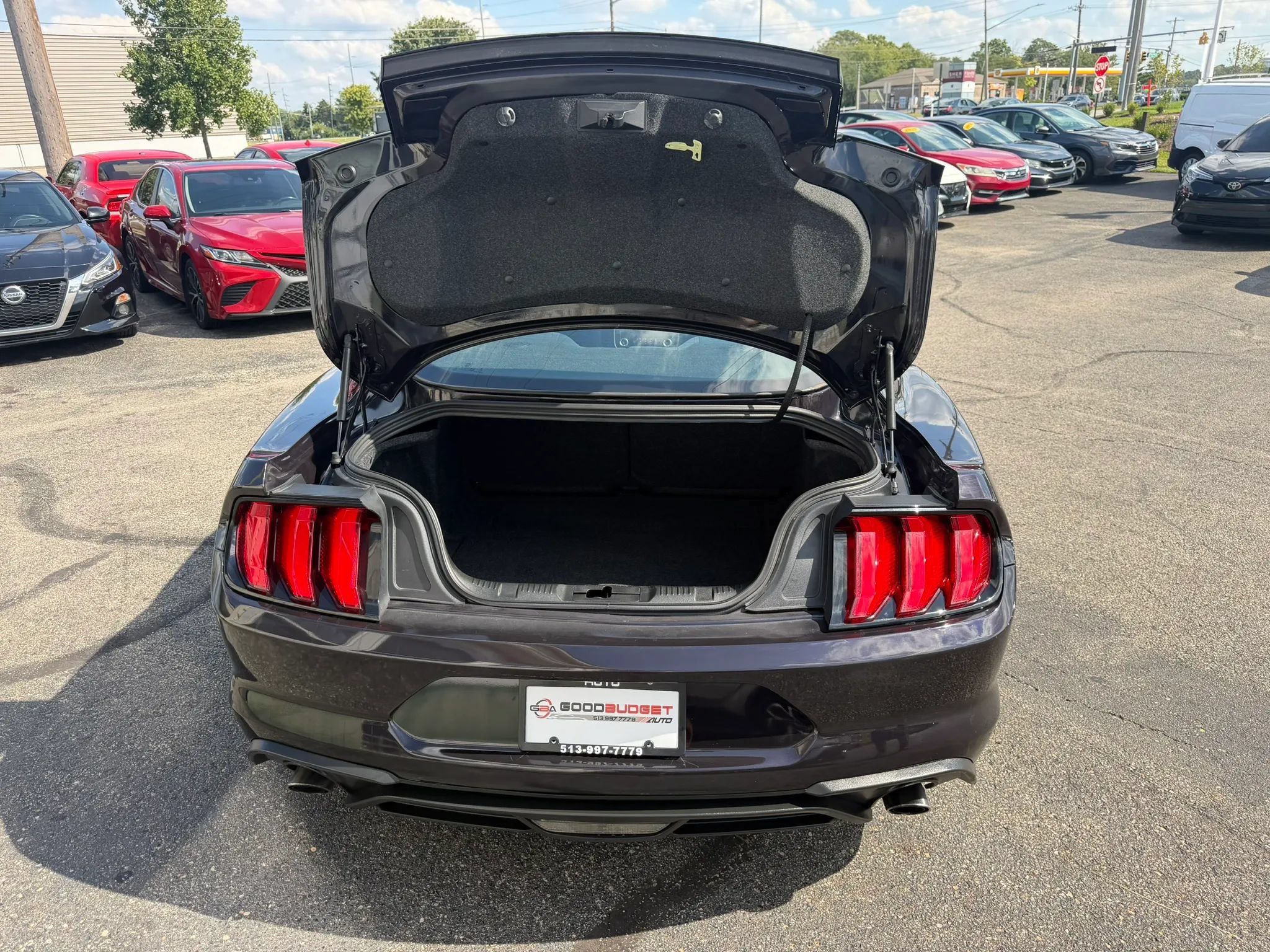 Used 2022 Ford Mustang Coupe w/ Black Accent Package RWD image 27