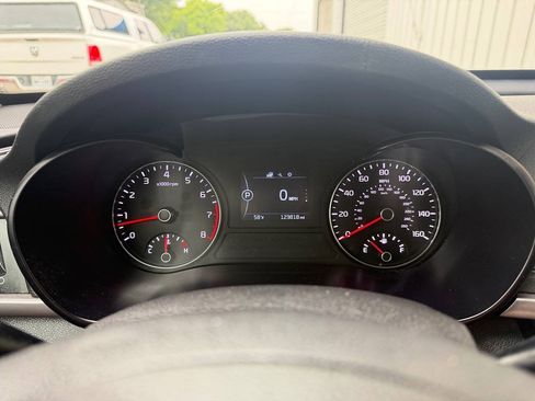 Used 2016 Kia Optima LX FWD image 24
