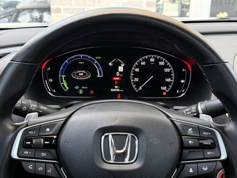 Used 2021 Honda Accord Touring image 32