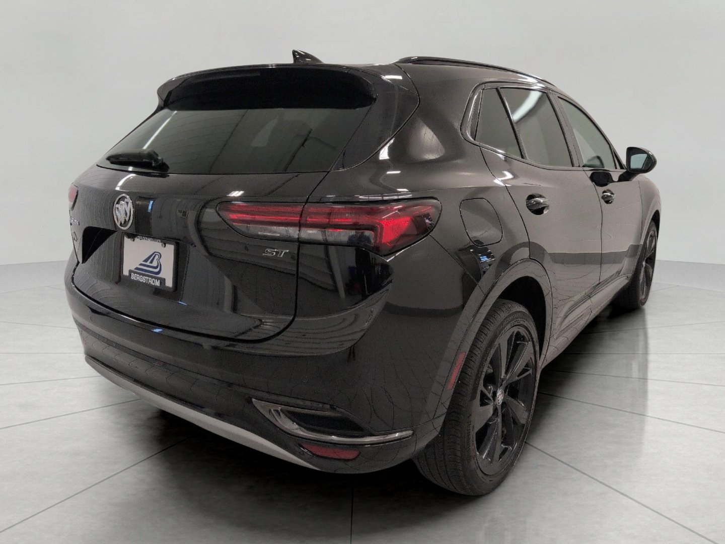 Used 2023 Buick Envision Essence w/ Sport Touring Package AWD/4WD image 19
