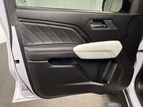 Certified 2024 GMC Canyon AT4X AWD/4WD image 23